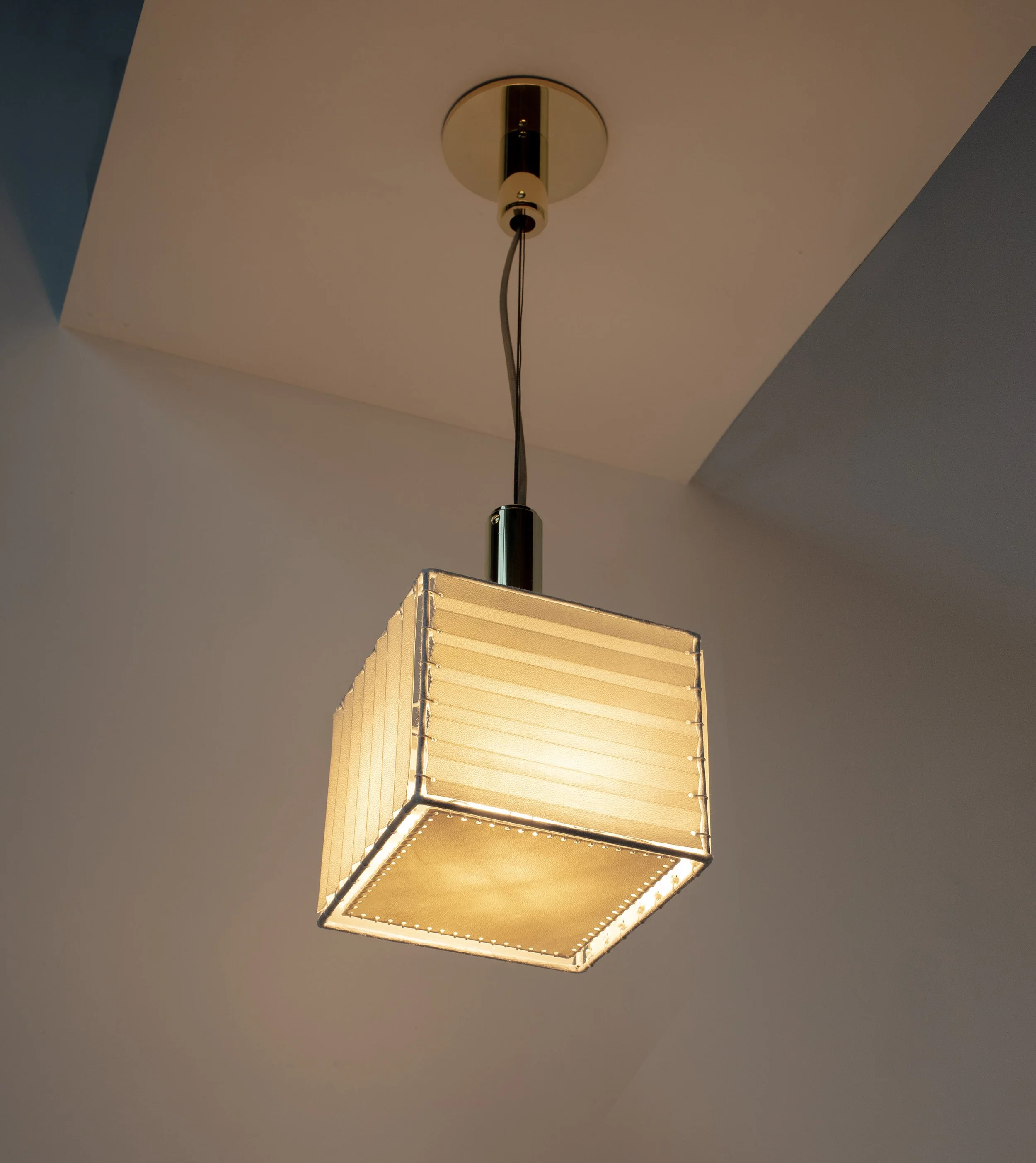 SERIES 03 SMALL PENDANT - POLISHED UNLACQUERED BRASS - GOATSKIN